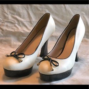 ModCloth Goman Platform Black & White 4” Heels 8.5